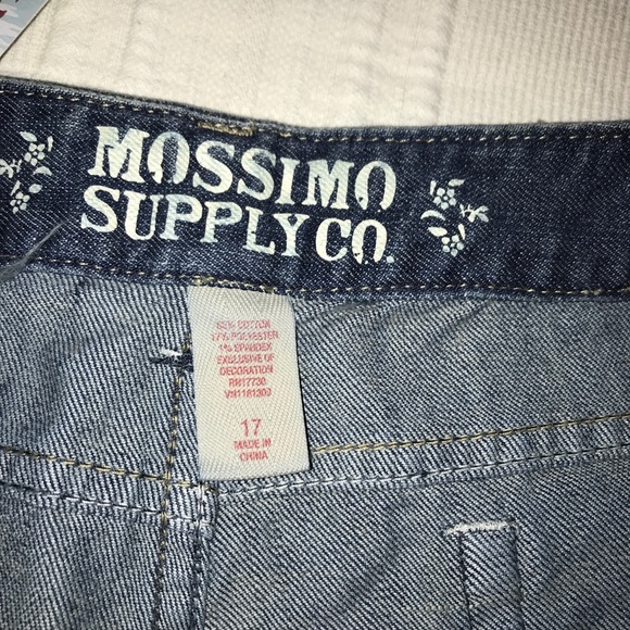 New! Mossimo Boot Cut Jeans - Picture 2 of 6